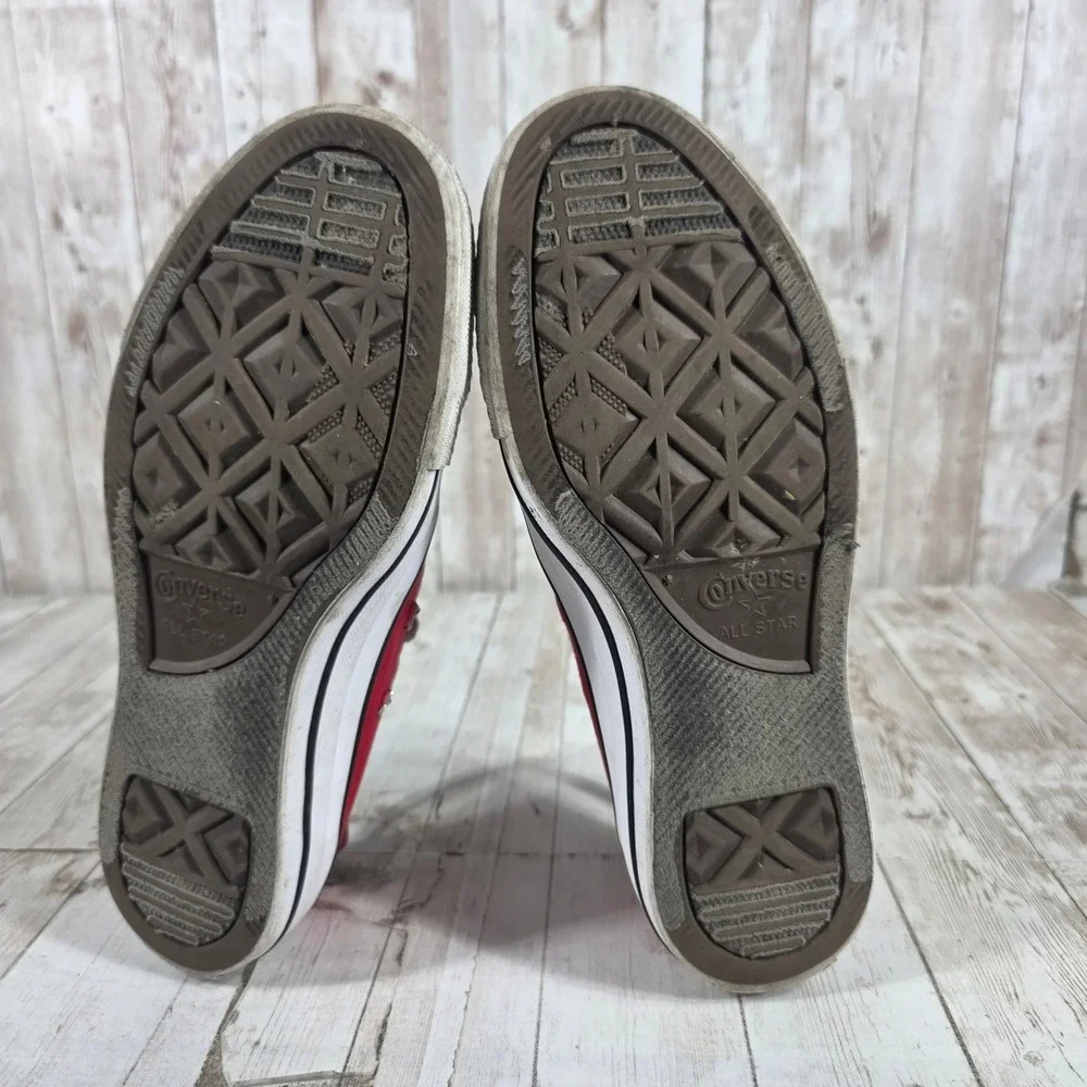 Converse Chuck Taylor All Star Low Top Red Canvas Sneakers M9696 Womens 7 Mens 5